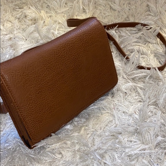 NWT Bass purse - Picture 2 of 7